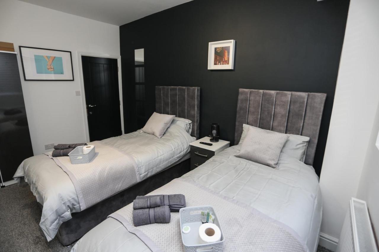 Cheerful 4-Bedroom Home In Sheffield Walkley Luaran gambar